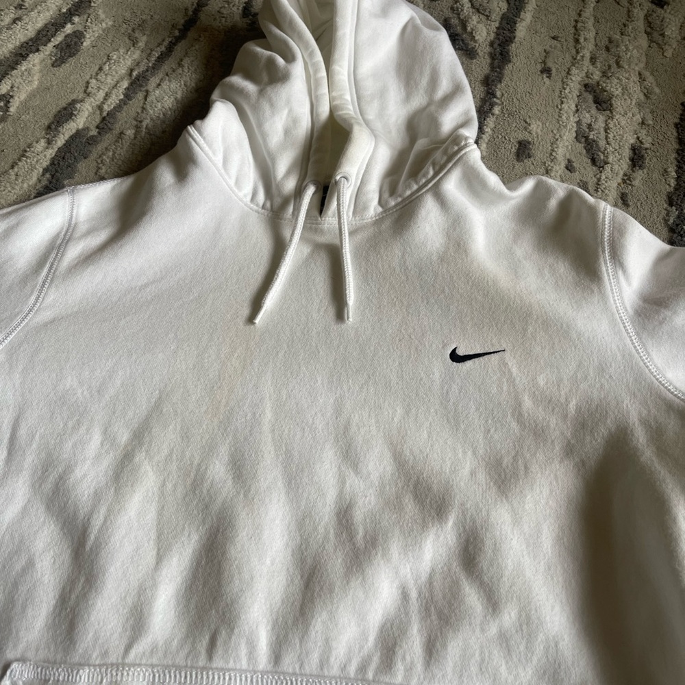 Nike White Pullover with Drawstring - Picture 2 of 3